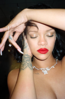 rihanna-interview-cover_6