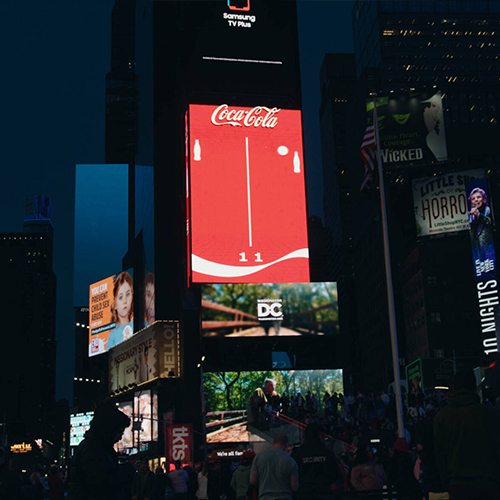 Рекламная кампания, Промо, Активации, WPP, The Playable Billboard, NY, GREY Dubai, Coca-Cola